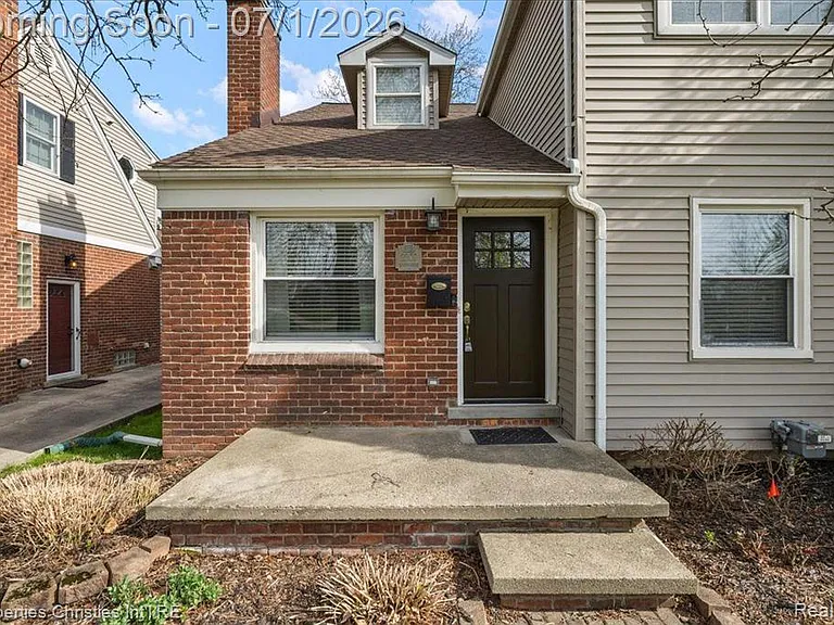 2209 Windemere Rd — Photo 3
