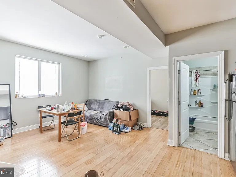 331 N 40th St #1B — Photo 33
