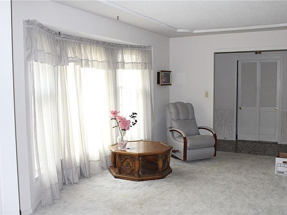 2nd image of 10003 W 98th St