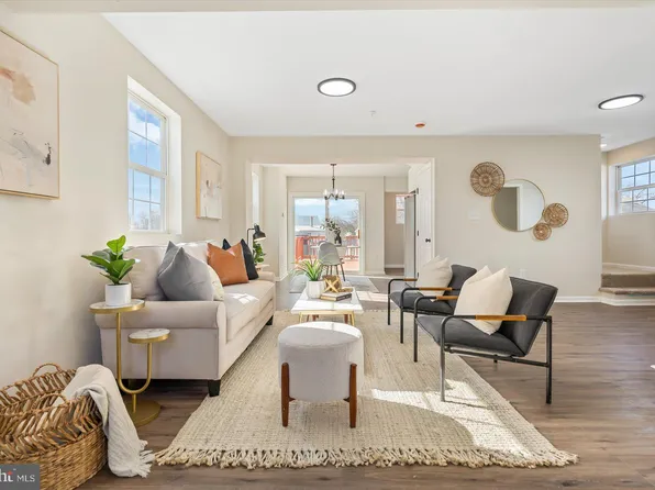 2624 N Marine Ave, Sparrows Point, MD 21219