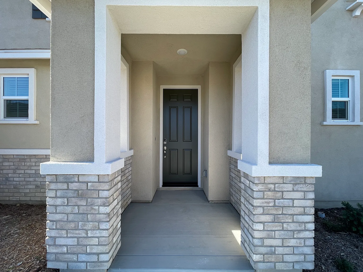 3 bed, 1520 sqft, $3,200 — Photo 4