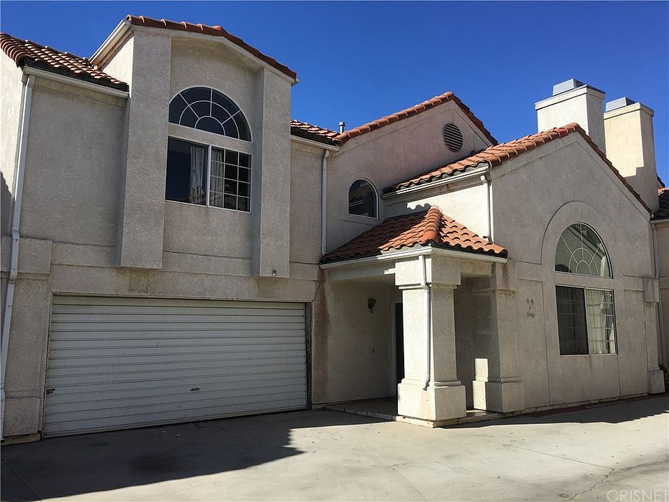 2nd image of 14411 Nordhoff St APT D