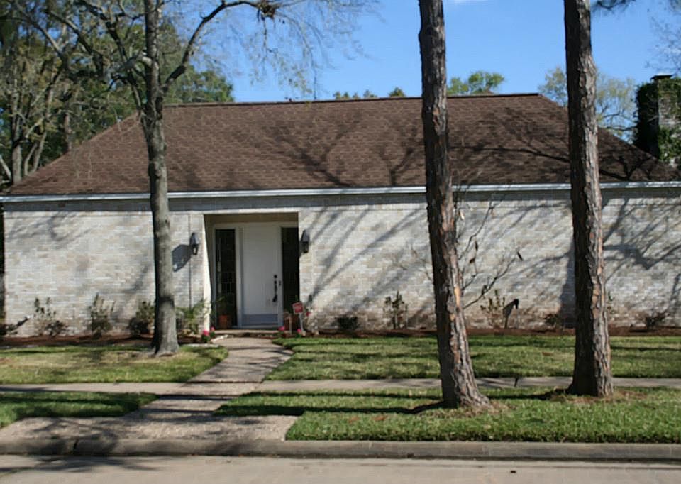 1st image of 1022 Villa Court Dr