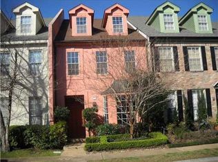 315 Rue Street Peter, Metairie, LA 70005