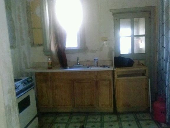 3rd image of 5517 Beaumont Ave