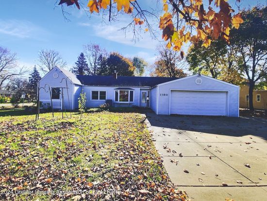 1189 W Round Lake Rd, Dewitt, MI 48820