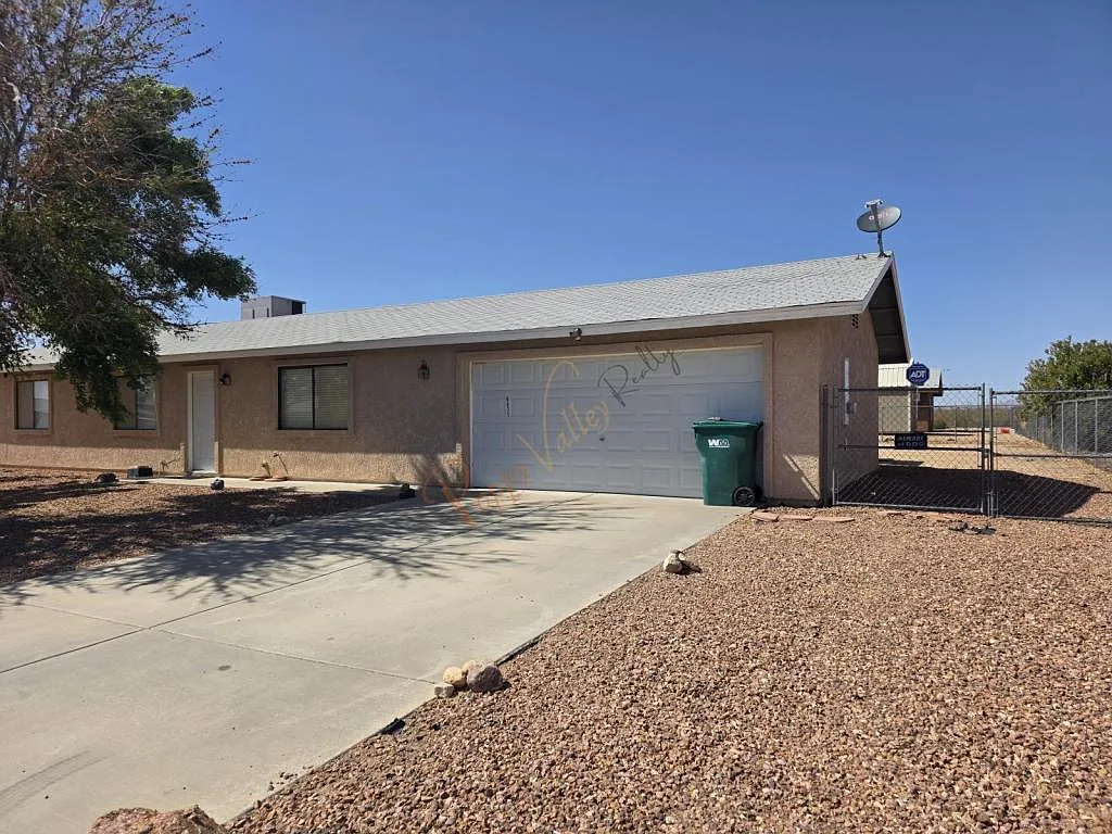 6615 Nielsen Way — Photo 2
