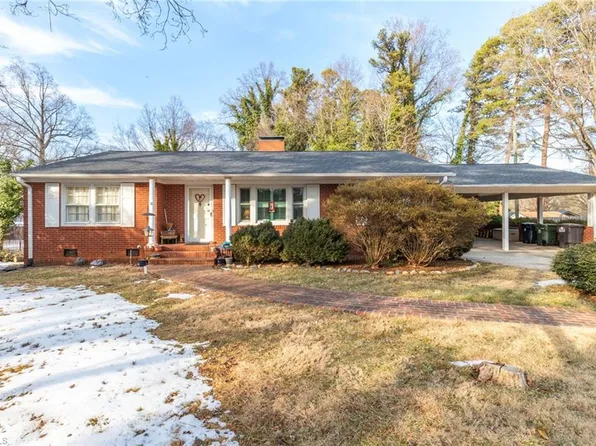 305 Hilltop Dr, Lexington, NC 27292