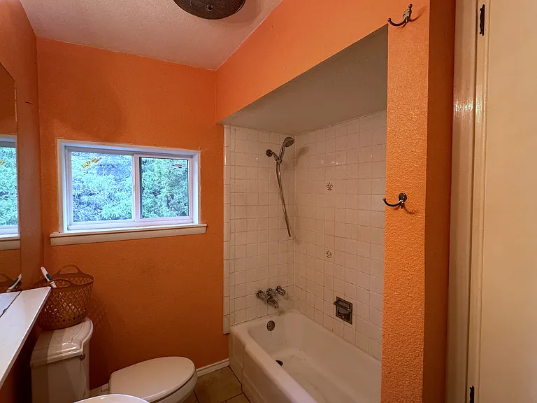 Halbart Dr — Photo 8
