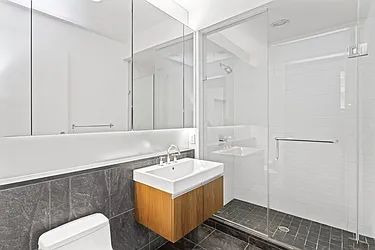 Rented by Investmates Real Estate
