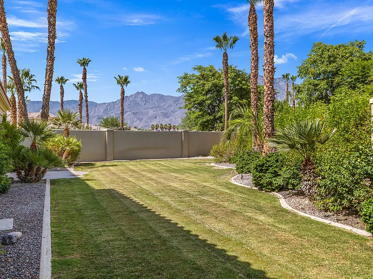 81550 Tiburon Dr — Photo 7