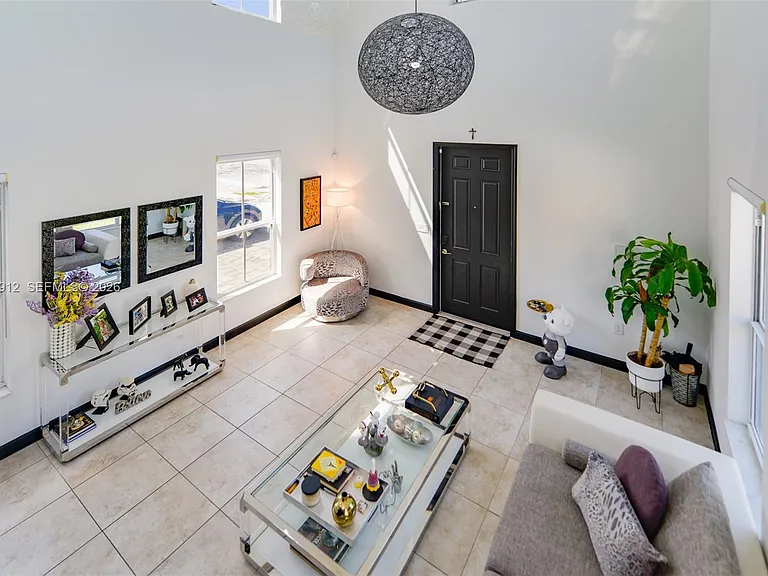 9101 SW 169th Pl — Photo 7