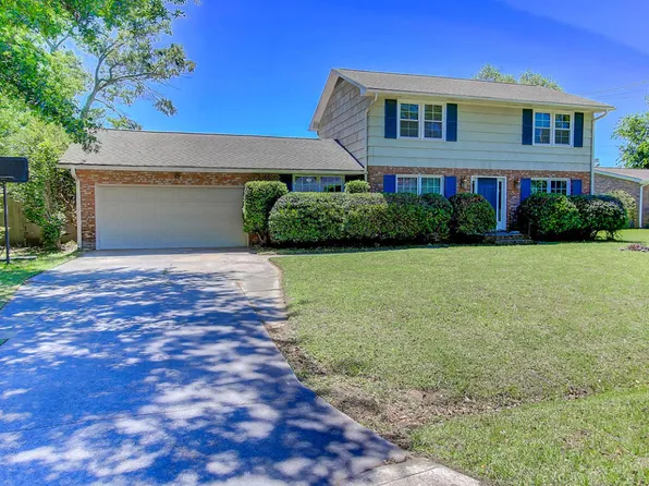 846 S Piccadilly Dr, Charleston, SC 29412