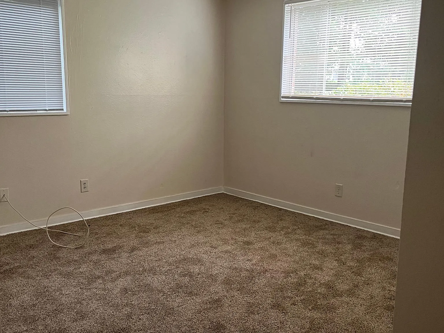 3 bed, 1080 sqft, $1,250 — Photo 4
