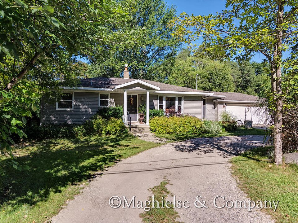 1st image of 6885 Northland Dr NE