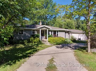 6885 Northland Dr NE, Rockford, MI 49341