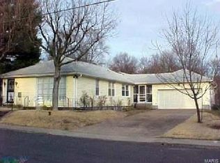 704 Valentine St, Festus, MO 63028