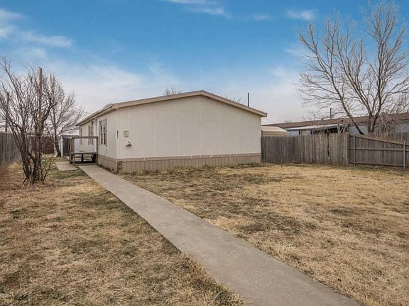 2nd image of 4611 Pond Dr