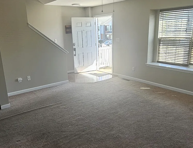 89 Salerno Dr — Photo 6