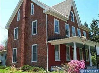 1013 N Gravel Pike, Schwenksville, PA 19473