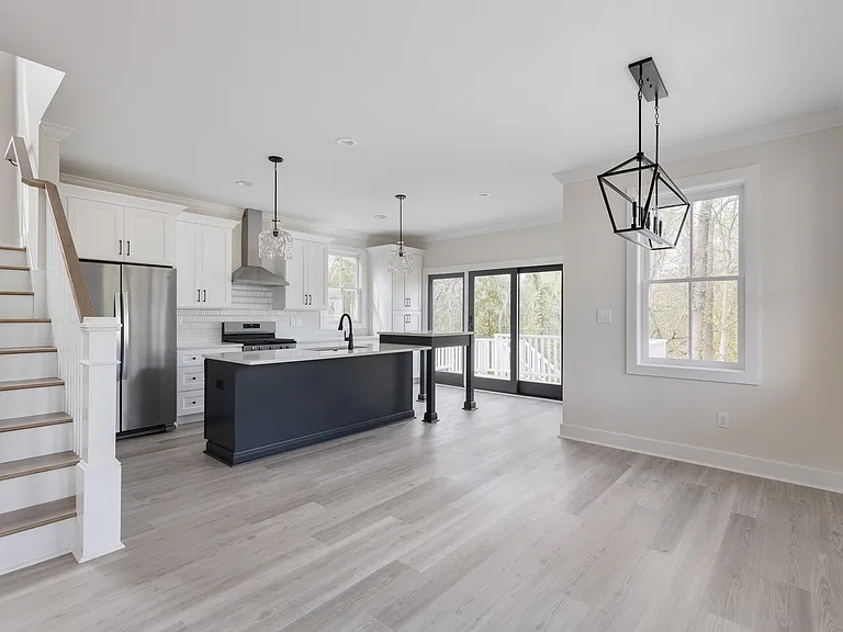 804 Shepherd St — Photo 16