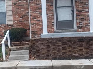 2225 Highland Hill Dr #F, Saint Peters, MO 63376