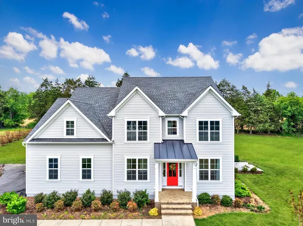 11003 S Abbie Moore Ct, Fredericksburg, VA 22407