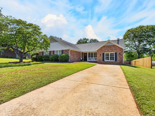 102 Ambergate Ct, Greer, SC 29650