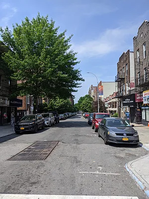 Rented by RealTegrity NY LLC | media 8