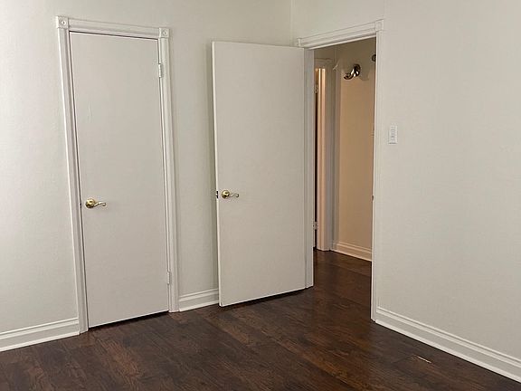 5th image of 713 Jefferson Park E
