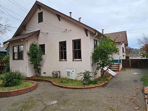2nd image of 1626 Bryden Lane