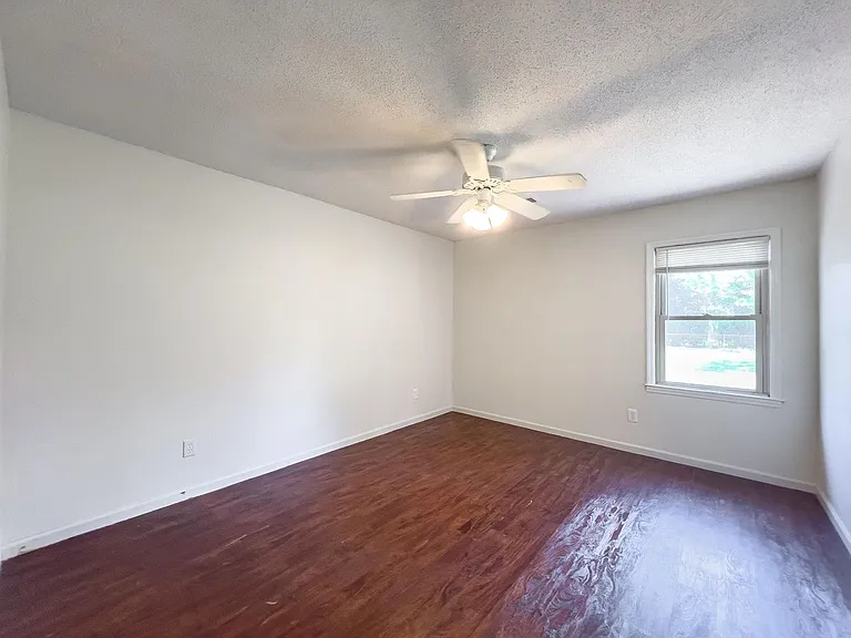 215 Ruffin Rd — Photo 6