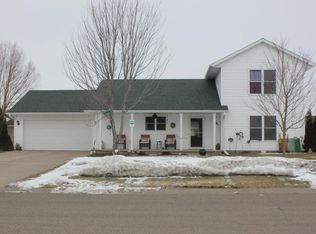 617 14th St, Wabasha, MN 55981