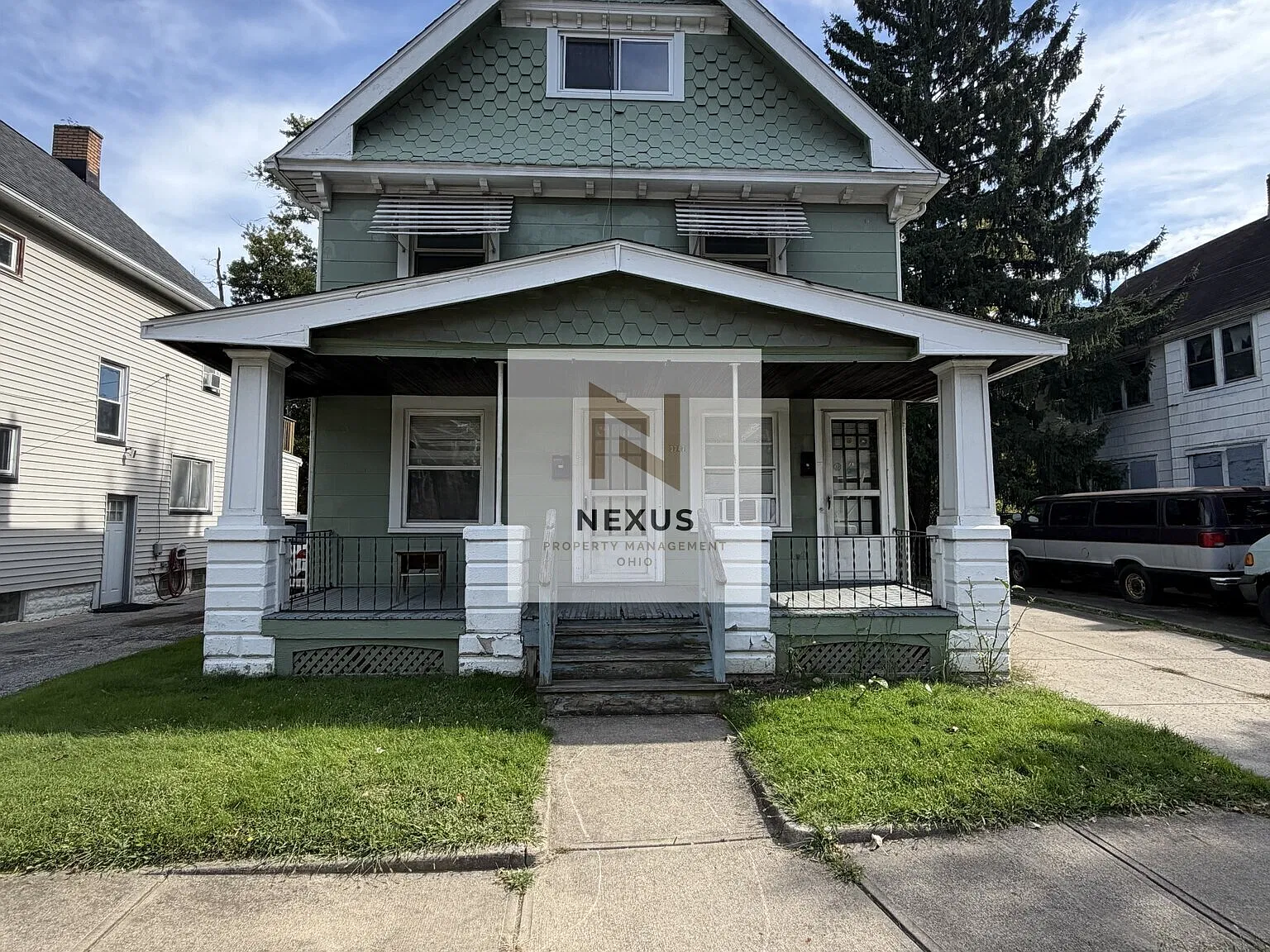2 bed, 878 sqft, $1,085 — Photo 1