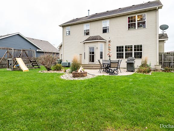 5th image of 313 Ashwood Dr