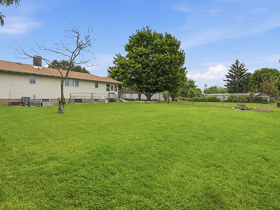 5th image of 116 Woodland Acres Ln