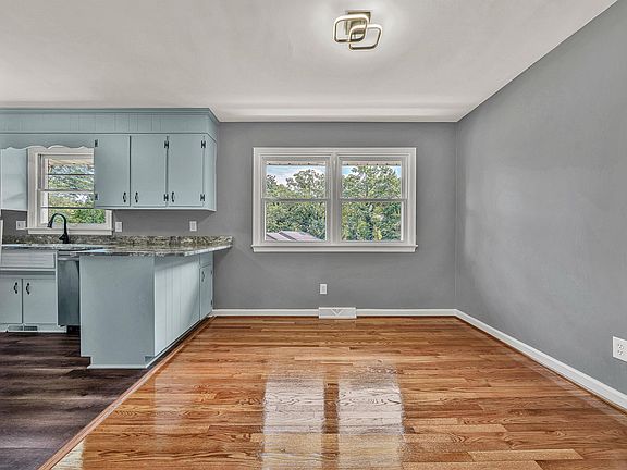 3rd image of 5008 Bruceton Rd SW