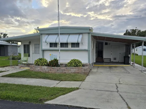 11133 Mockingbird Ln, Dade City, FL 33525