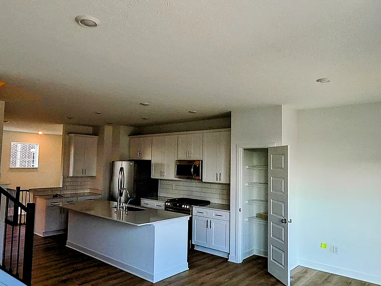 9320 Somerford Dr — Photo 23