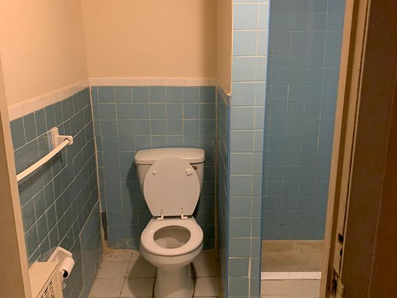 2nd image of 10710 Avenue J #Basement