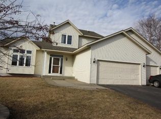6950 Taylor Dr, Savage, MN 55378