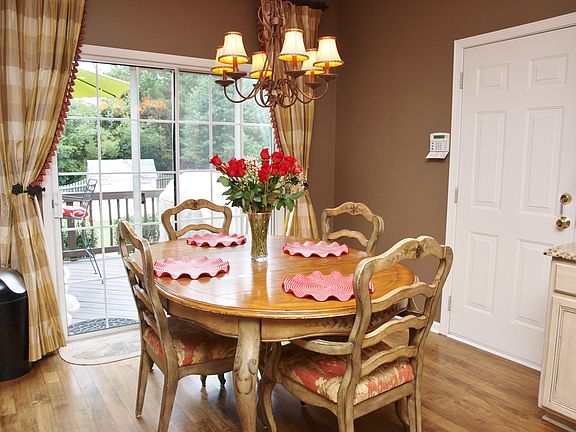 2nd image of 2504 Cherry Blossom Dr