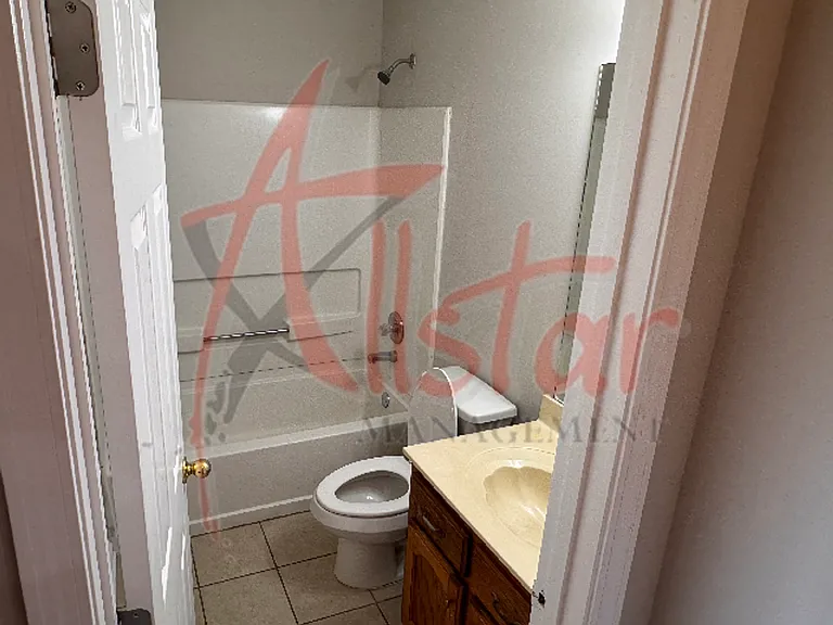 5628 Kaitlyn Dr E — Photo 15