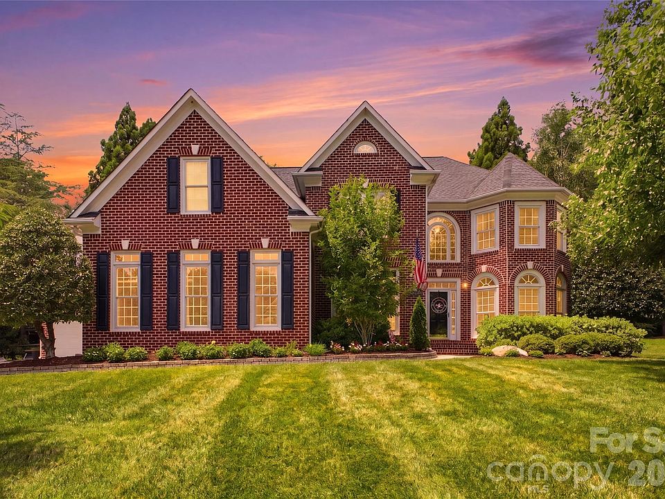 1st image of 3425 Savannah Hills Dr