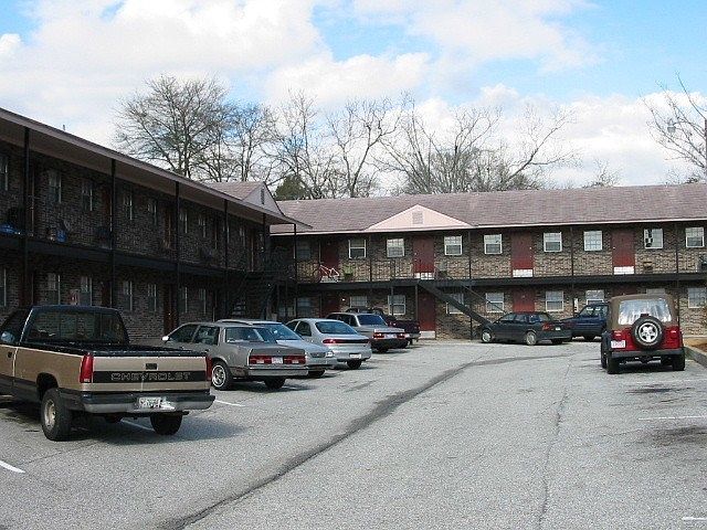1st image of 351 E Glenn Ave #0c4b79c8e