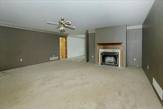 4th image of 6000 E South Ave