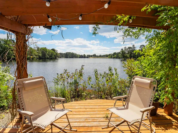 478 N Lake Shore Drive, Brick, NJ 08723