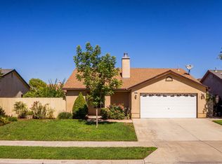5387 N Cresta Ave, Fresno, CA