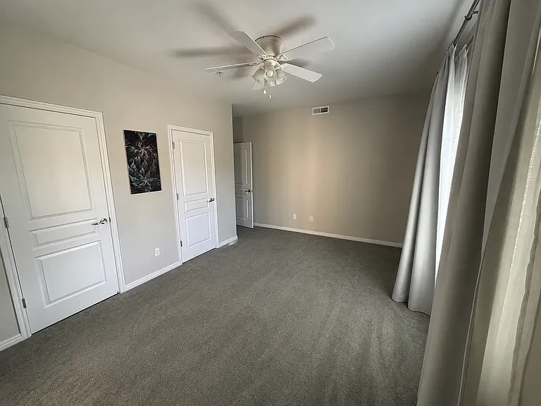 170 E Belmont Ave #9 — Photo 11