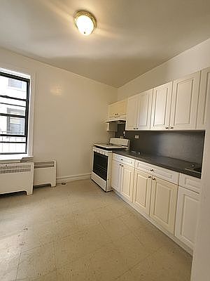2nd image of 87-60 113th St #3BE